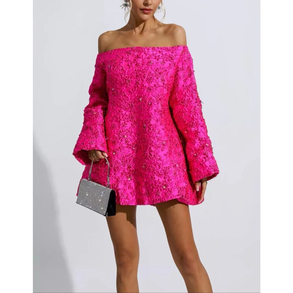 NWOT Mew Mews Holly Pink Off Shoulder Jacquard Floral Bubble Hem Mini Dress M